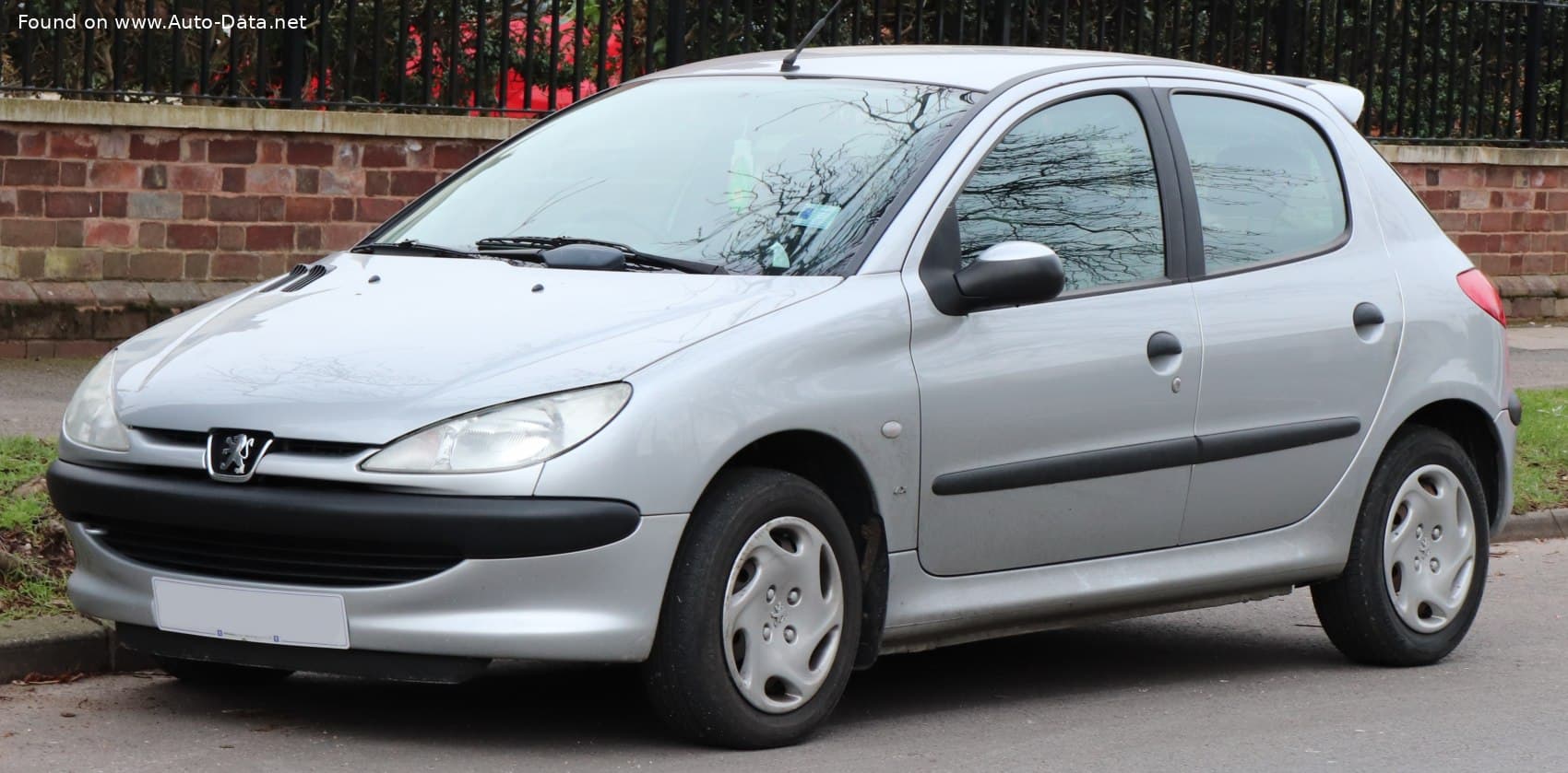 2003 Peugeot 206, Düşük KM