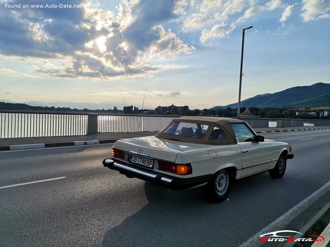 1984 Mercedes-Benz SL 350