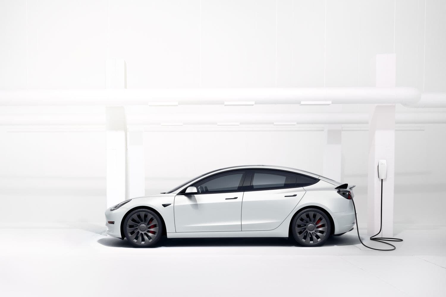 2021 Tesla Model 3 Long Range