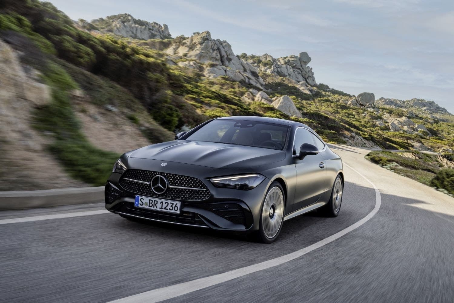 2025 Mercedes-Benz CLE Coupé 200, Düşük KM