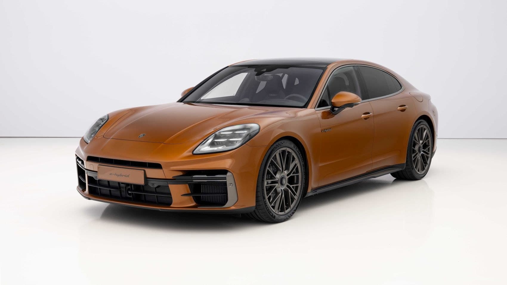 2024 Porsche Panamera, Düşük KM